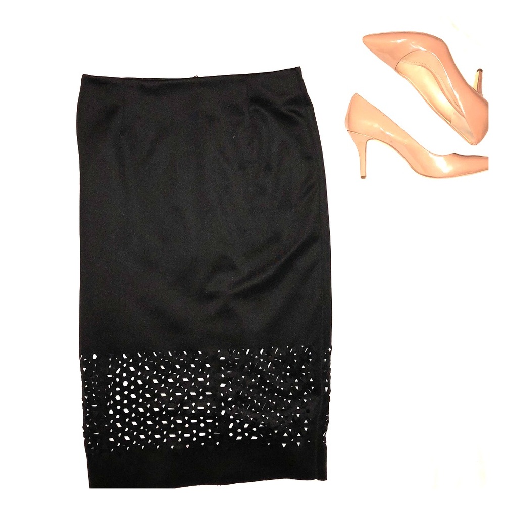 Pencil skirt with mesh detail
